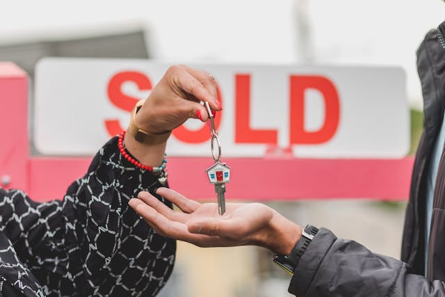 Apartments-Sale